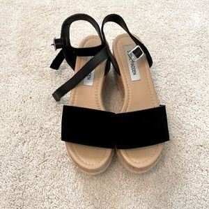 steve madden hardly worn platform wedges